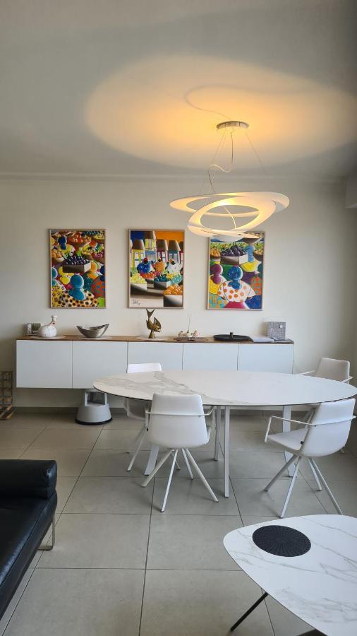 Frontaal Gelijkvloers Seaview 80M² 2 Slp Apartment Oostende Bagian luar foto
