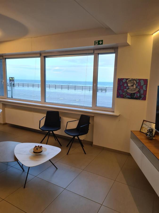 Frontaal Gelijkvloers Seaview 80M² 2 Slp Apartment Oostende Bagian luar foto
