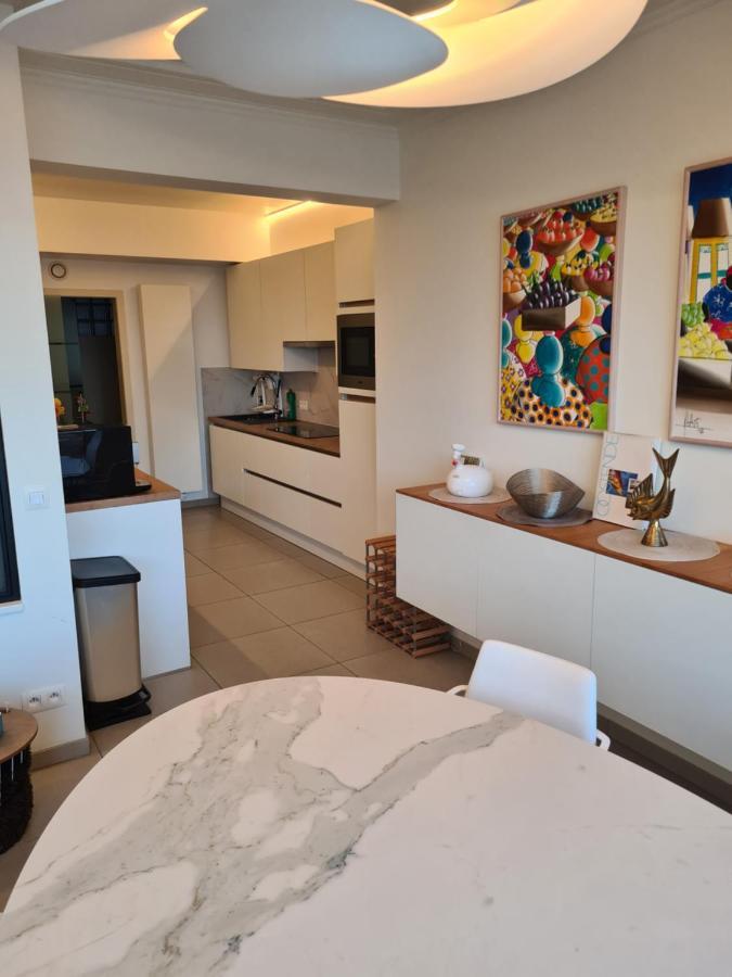 Frontaal Gelijkvloers Seaview 80M² 2 Slp Apartment Oostende Bagian luar foto